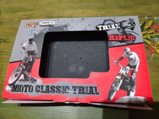 Bultaco Sherpa 350 ( 1979/1980) Azul.Escala 1/6
