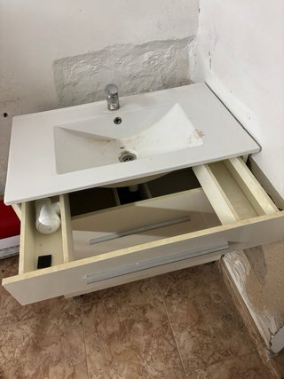 Mueble de baño con lavabo y 3 cajones