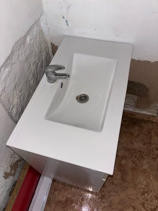 Mueble de baño con lavabo y 3 cajones