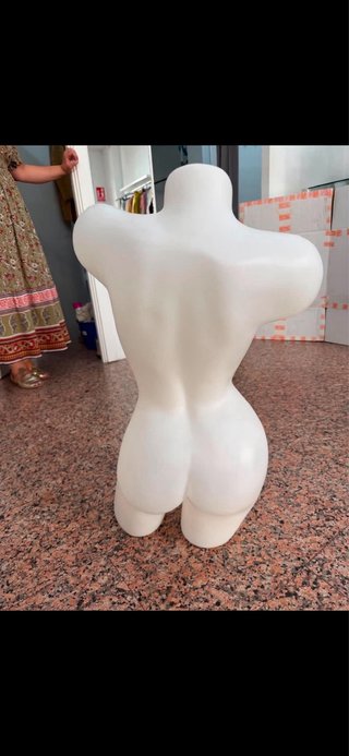 Maniquí Torso Mujer Blanco la unidad tengo 5