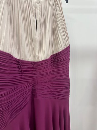 Vestido Victoria Color Beige y Morado - T44