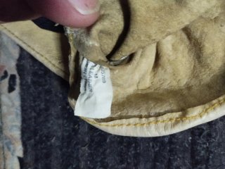 Guantes de descanso beige y marrón