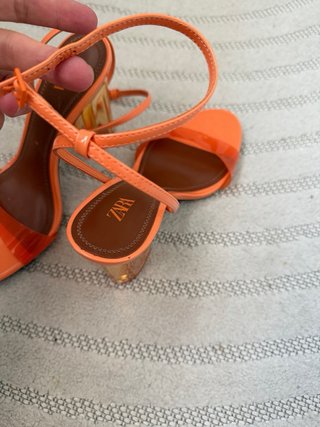 Sandalias Zara Talla 38Naranja