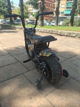 Mini moto eléctrica Neon infantil