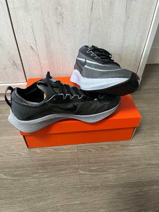 Nike Zoom Fly 4 Negro/Plata