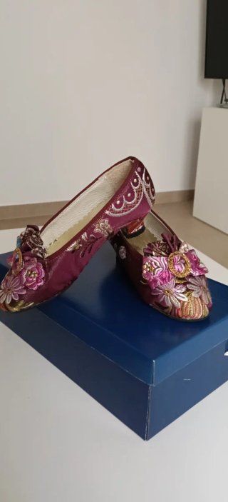 Zapatos de fallera