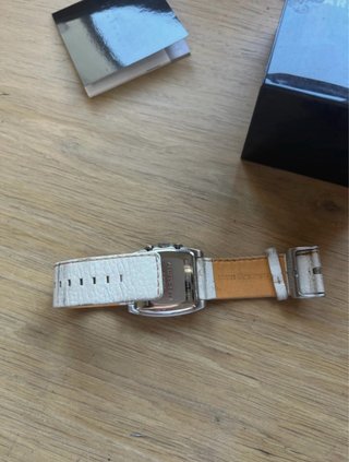 Reloj Armand Basi Cuadrado Dorado y Beige