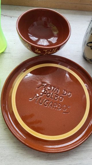 Conjunto de vajilla, vasos y tazas