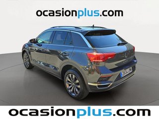 Volkswagen T-Roc Advance 1.0 TSI 81 kW (110 CV)