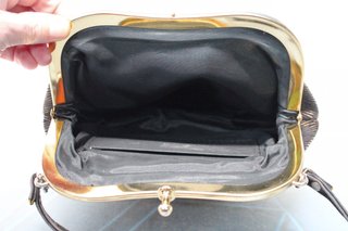 Bolso de fiesta vintage. Negro y dorado.