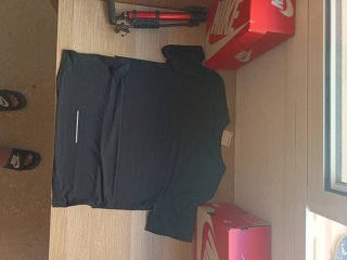 Camiseta Nike Running Negra Deportiva