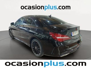 Mercedes-Benz CLA 180 90 kW (122 CV)