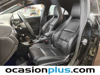 Mercedes-Benz CLA 180 90 kW (122 CV)
