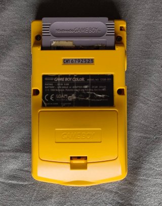 Consola Game Boy Color Amarilla + Super Marioland