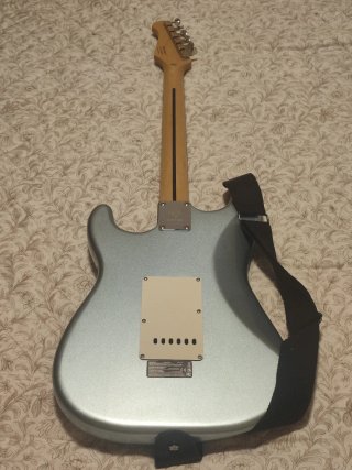 Guitarra Eléctrica Azul con Funda