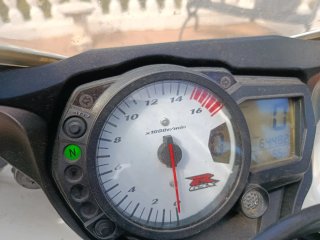 Suzuki GSX 750R K6 2006 ( no cambios gracias )