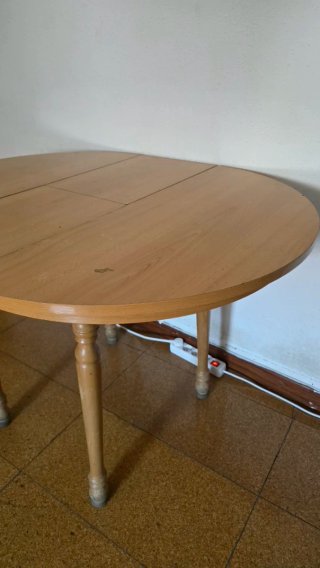 Mesa redonda extensible madera clara
