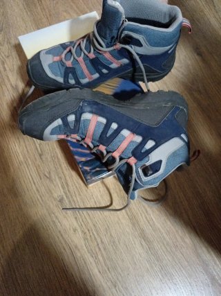 Botas de montaña Quechua Talla 37