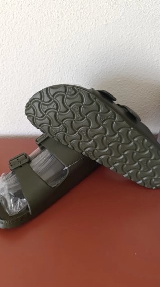 Chanclas Birkenstock Verde Oliva