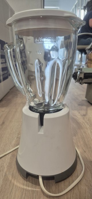 Licuadora Oster Vaso Cristal