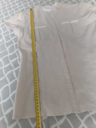 Camisa beige de rayas