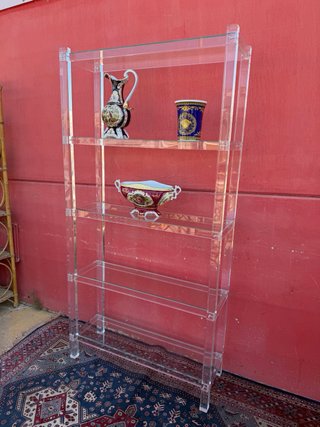 Estantería Minimalista Diseño Acrílico y Cristal