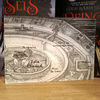 Estuche especial «Seis de cuervos» y «Reino de ...