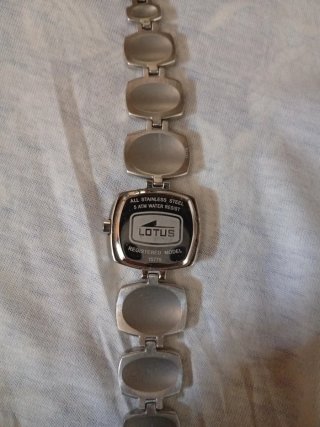 Reloj Lotus Mujer Plata y Blanco