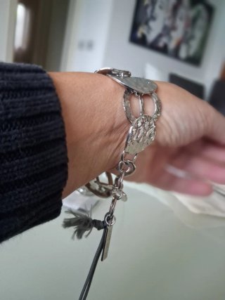 Bracciale Alberta Ferretti metallo martellato