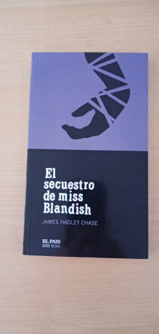 Lote novela negra