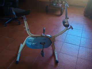 Bicicleta Estática Plegable BH