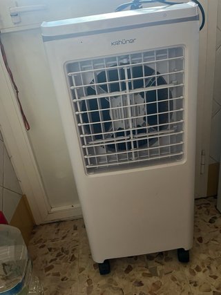 Aire Acondicionado Portátil Blanco con su caja