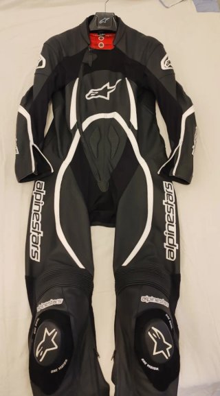 Traje de moto Alpinestars negro y blanco