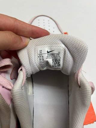 Nike Court Blancas y Rosas