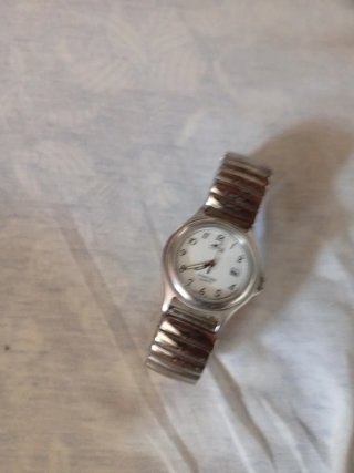 Reloj Lotus Mujer Plata y Blanco