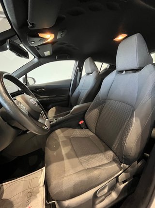 Toyota C-HR 125H 1.8 Active Automático - 2021
