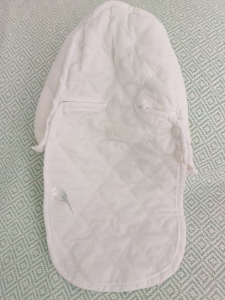 Sujetacabezas para bebé recién nacido blanco