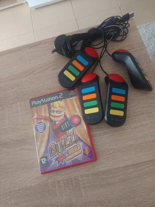 PS2 Buzz El Mega Concurso + 4 Pulsadores
