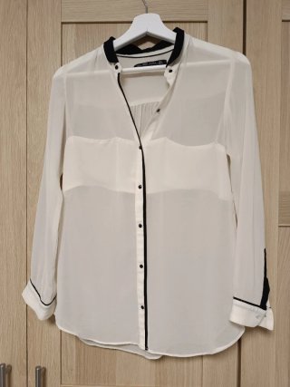 Camisa Zara Blanca con Detalles Negros Talla S