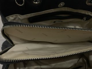 Bolso Guess Negro Asa Trenzada 24x15x35cm