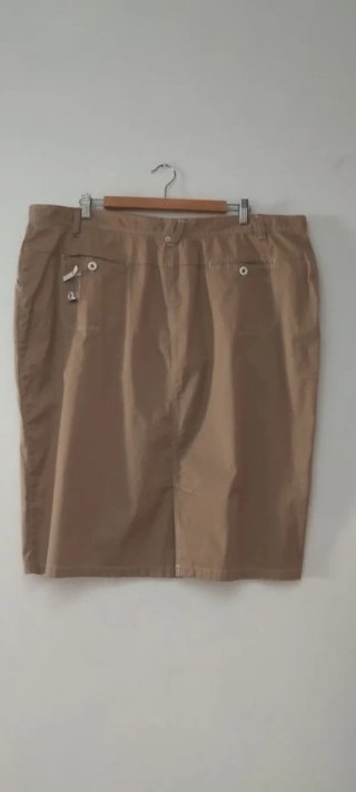 Falda recta Beige El Corte Inglés - Talla 60
