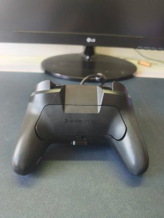 Mando Pro PDP Deluxe para Nintendo Switch