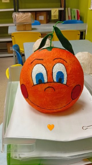 Lámpara Naranjito de Papel