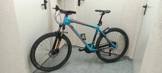 Bicicleta de Montaña Giant Azul