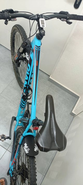 Bicicleta de Montaña Giant Azul