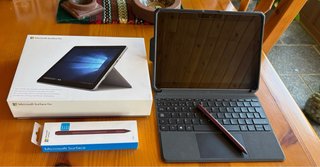 Microsoft Surface Go