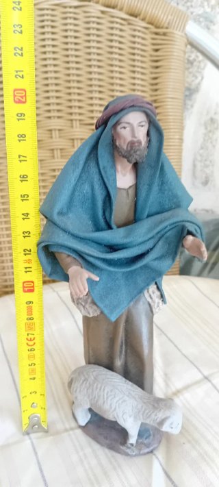 Figura Belén Pastor 21cm con Oveja