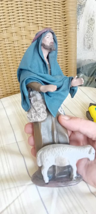 Figura Belén Pastor 21cm con Oveja