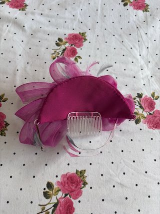 Tocado peineta fiesta rosa y plata