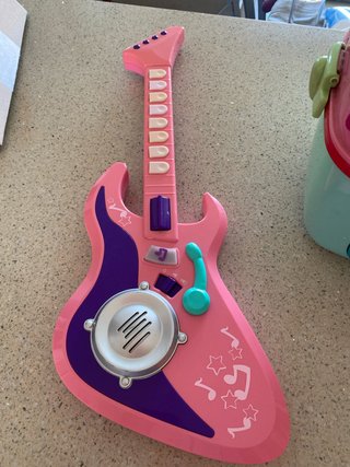 Guitarra Juguete Rosa con Música